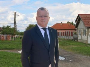 Costel Barbu – Profil complet, biografie, carieră și realizări în administrația publică 2 Costel Barbu la inaugurarea proiectelor din Suhaia